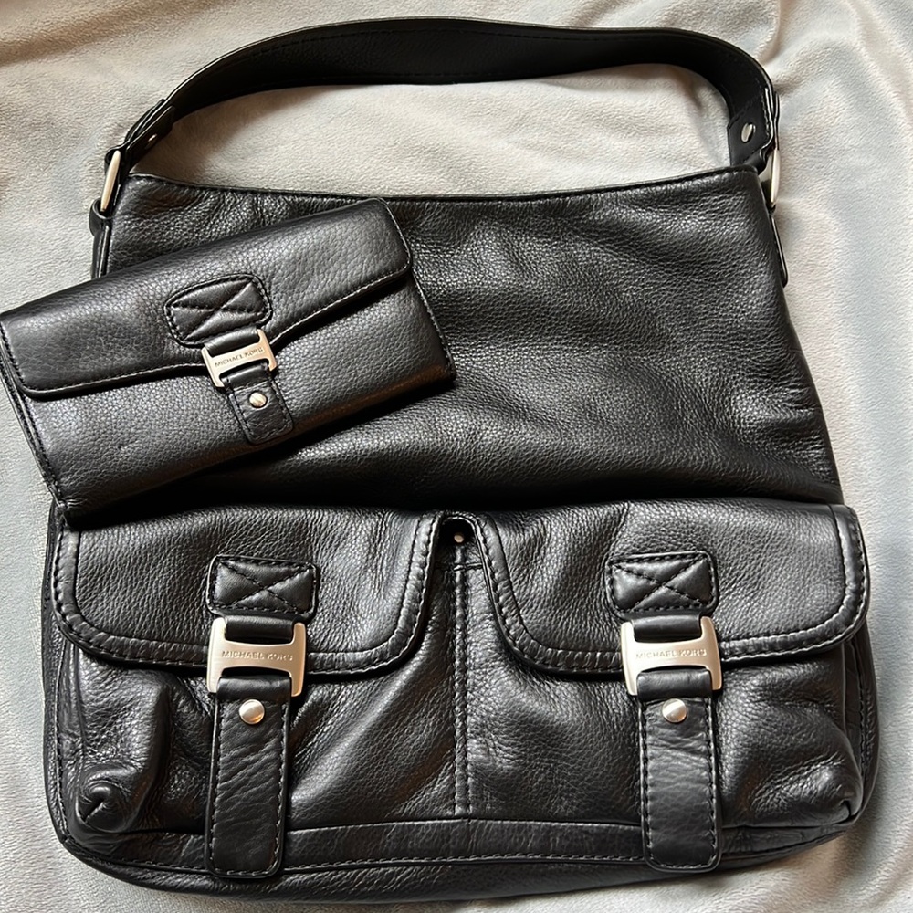 Michael Kors leather purse and matching wallet